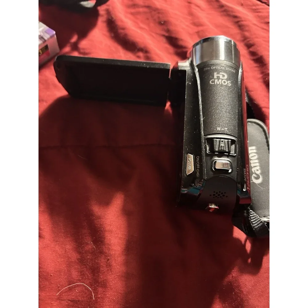 Canon Vixia HFR20 With Extras‎